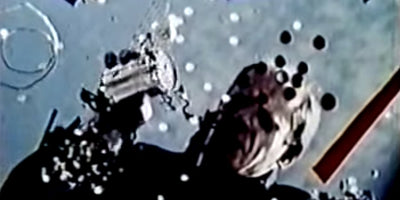 abstract expressionist painting by Jackson Pollock with photographer Inge Morath during film shoot colorful paint splatters on canvas