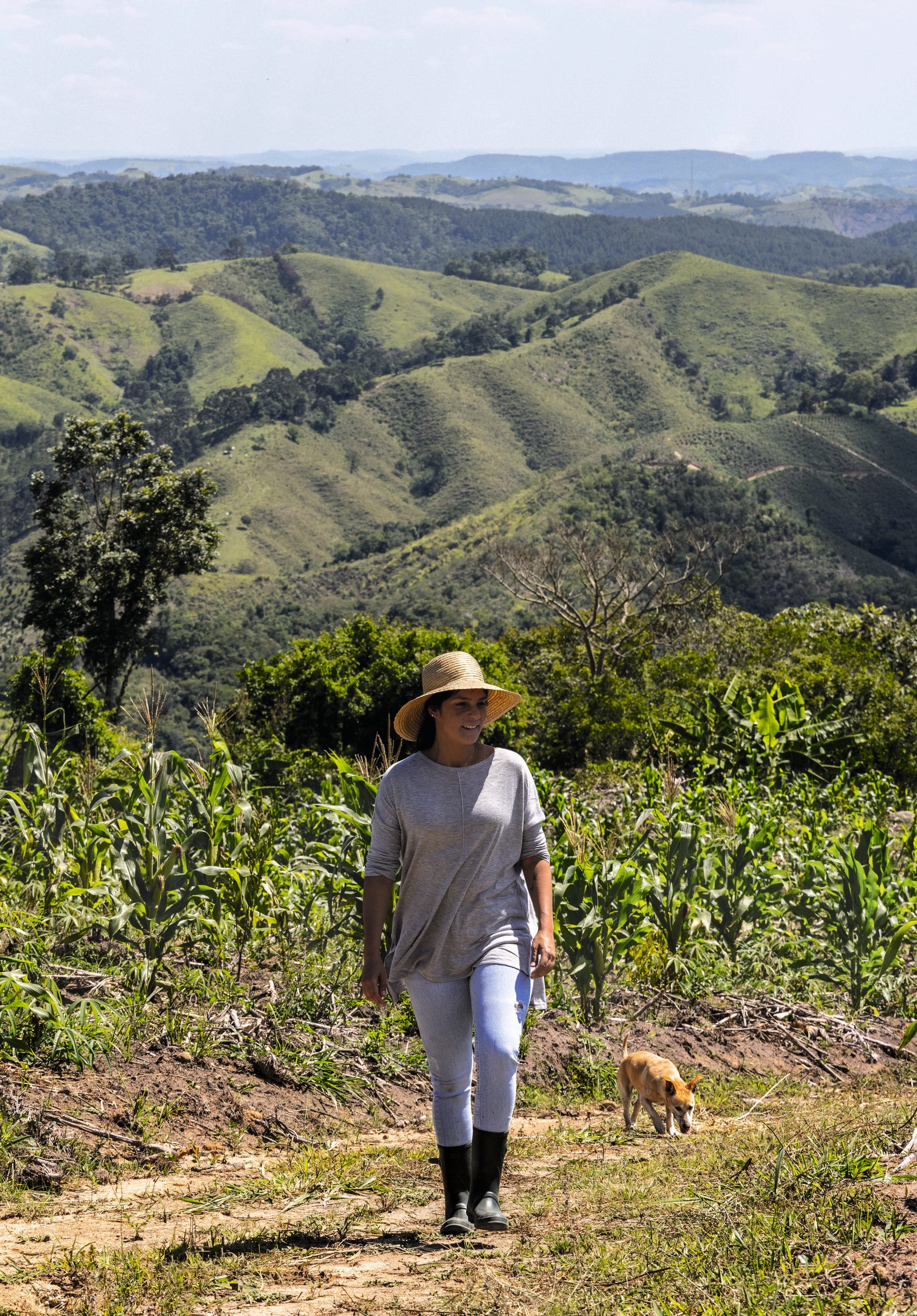 Manoella Buffara in the Ribeira Valley. Photography by Jimena Agois