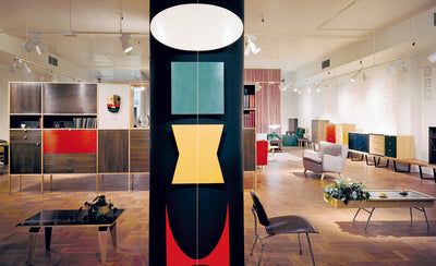 5 innovations by Herman Miller that changed furniture design forever article header image with modern office chair and desk setup