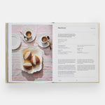 The Regional Italian Cookbook: Recipes from The Silver Spoon