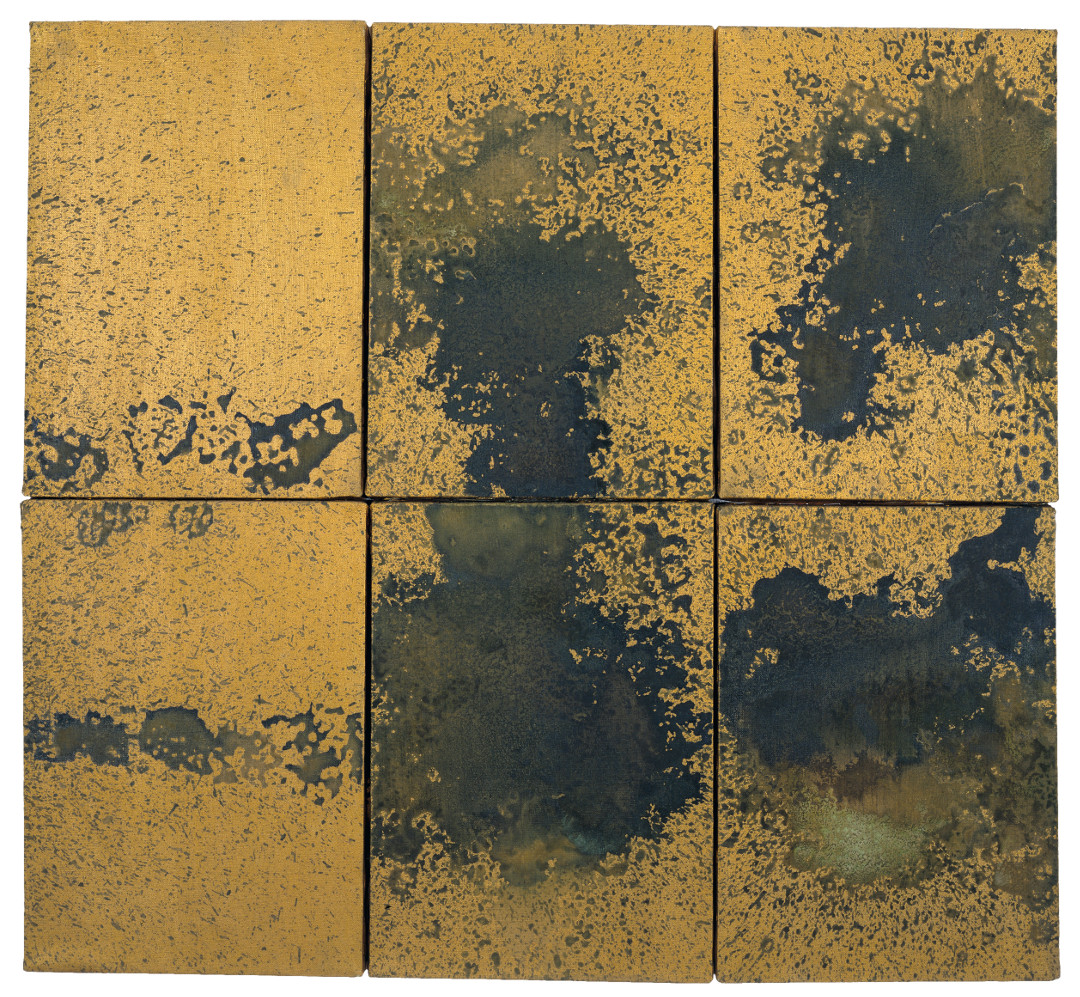 Andy Warhol, Oxidation, 1977–78, urine and metallic paint on linen, six canvases, 14 x 10 inches, each, 35.6 x 25.4 cm, each. Picture credit: Present location unknown © The Andy Warhol Foundation for the Visual Arts, Inc., NY, Photo by Phillips/Schwab