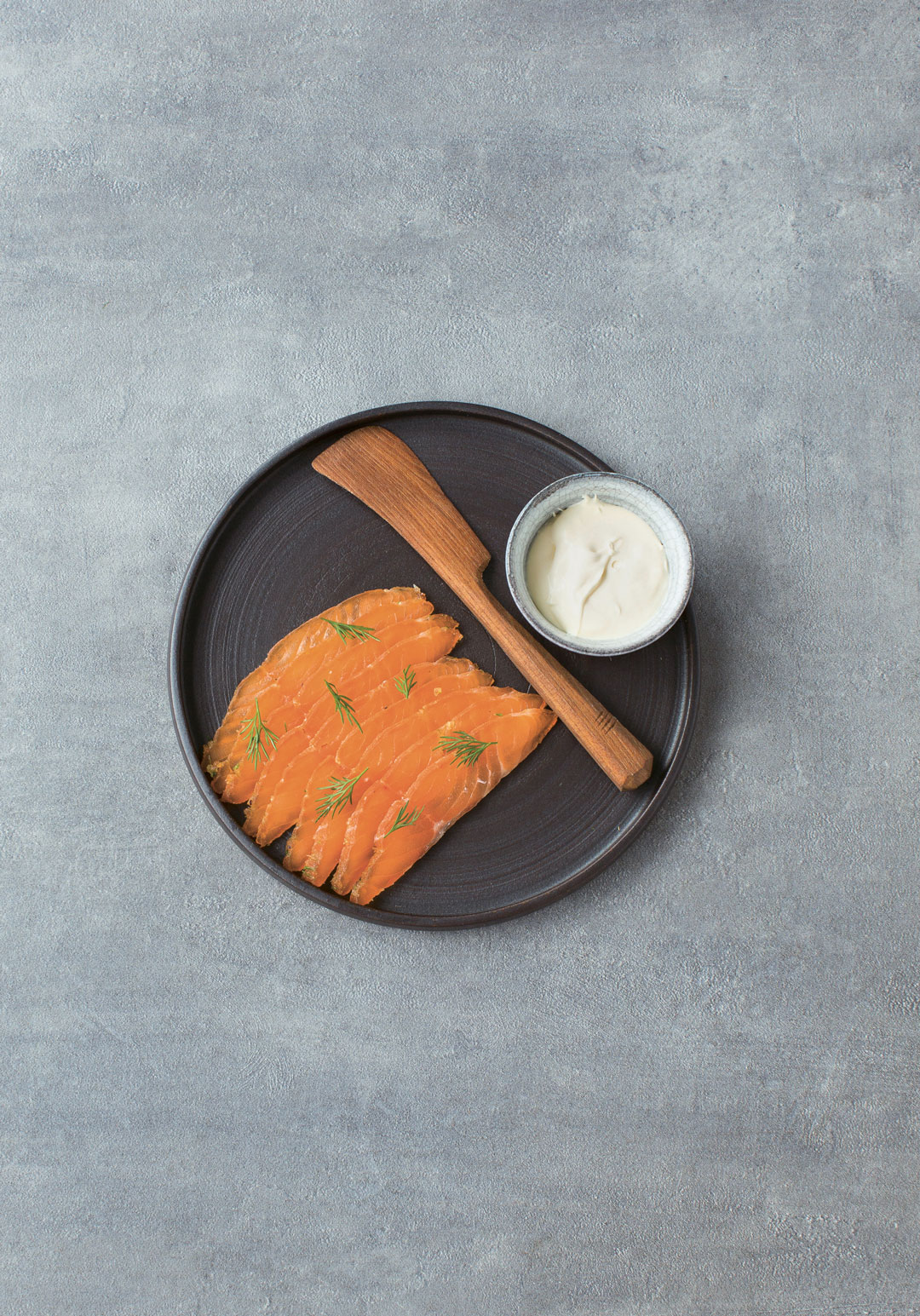 Dill-cured salmon with horseradish cream