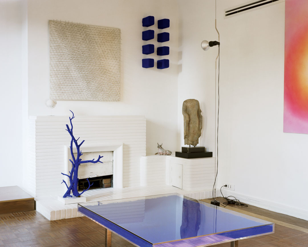 Yves Klein (designer and client), Klein Residence, living room, Paris, France, completed 1949. François Coquerel © Succession Yves Klein c/o DACS 2019