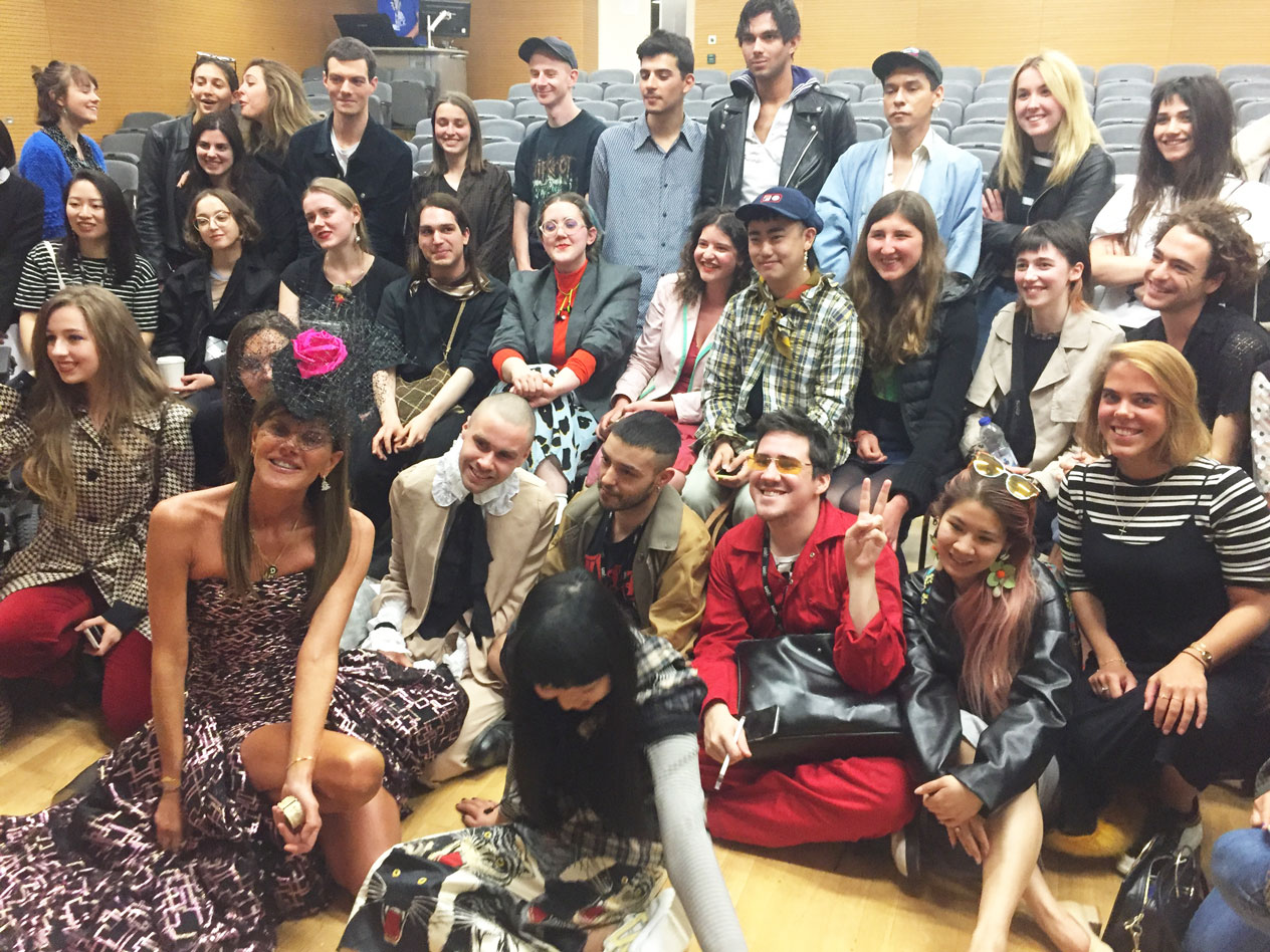 Anna poses with Central Saint Martins students after her talk