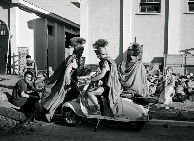 Period-drama extras in Cinecittà during its heyday