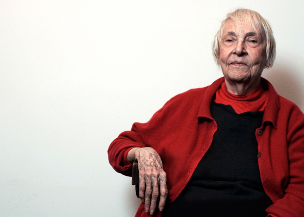 Portrait of the artist Carmen Herrera, photo by Adriana Lopez Sanfeliu