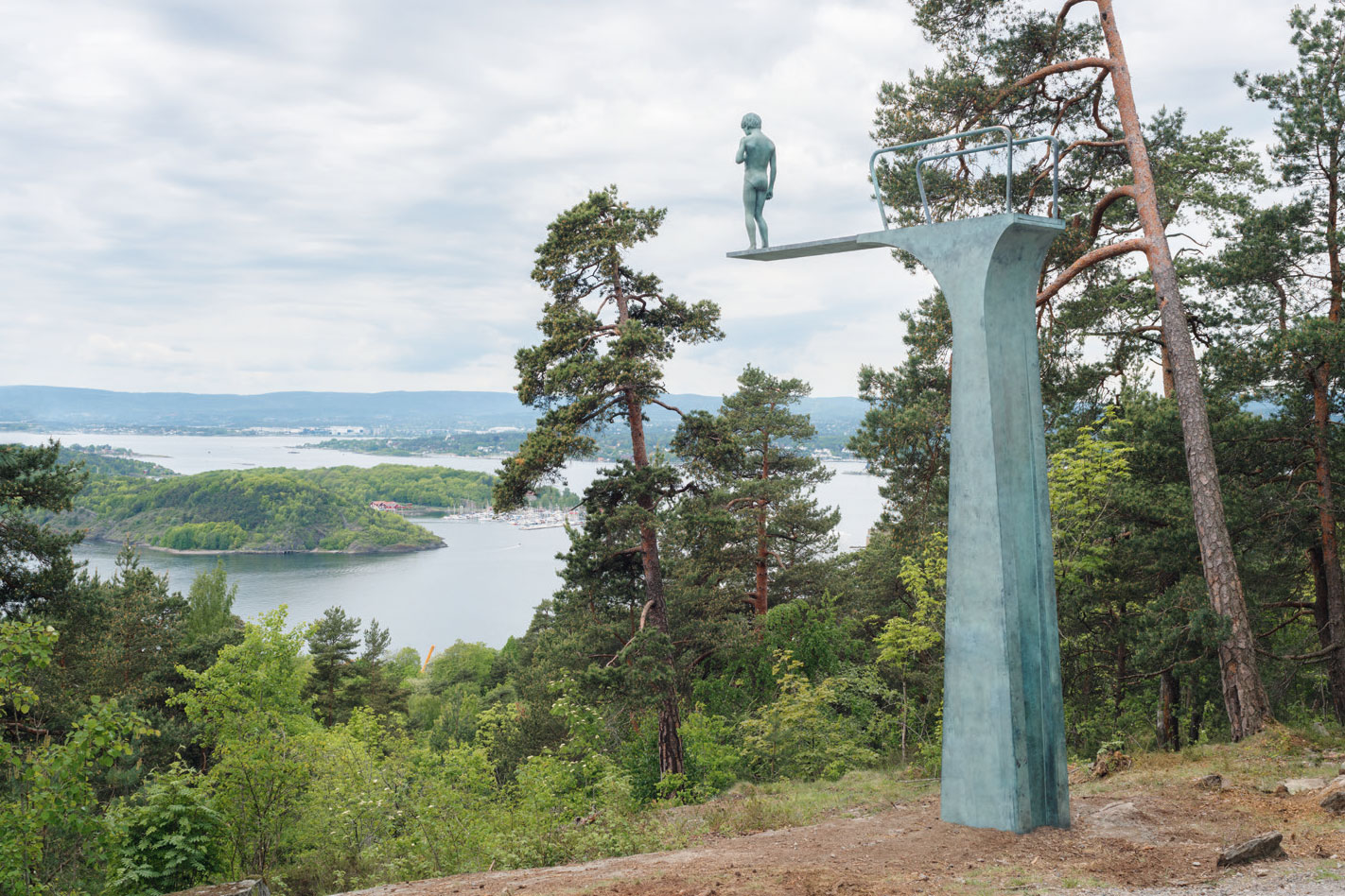 Dilemma, 2017, by Elmgreen & Dragset, Ekebergparken, Oslo, Norway