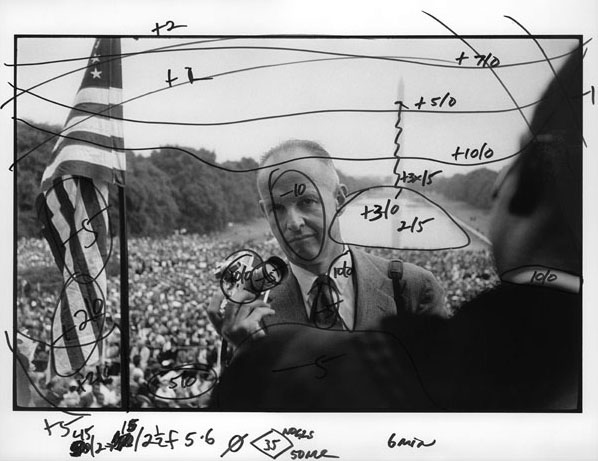 Henri Cartier-Bresson at the March on Washington. Photo by Bob Henriques, printing annotations by Pablo Inirio