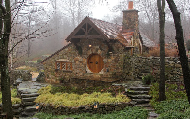 Pennsylvania architects build hobbit house | Architecture | Agenda ...