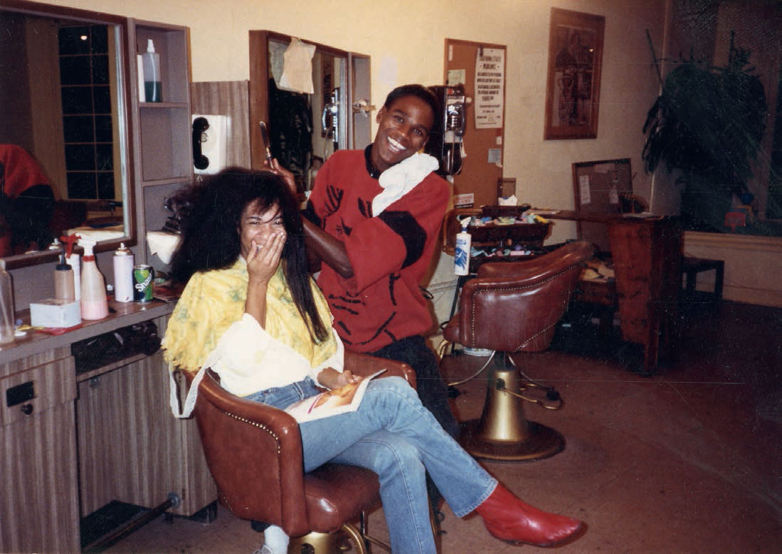 The artist working in his mother's beauty shop Foxyé Fair, Leimert Park, Los Angeles, c. 1980. Image courtesy of the artist, as reproduced in our new Mark Bradford book