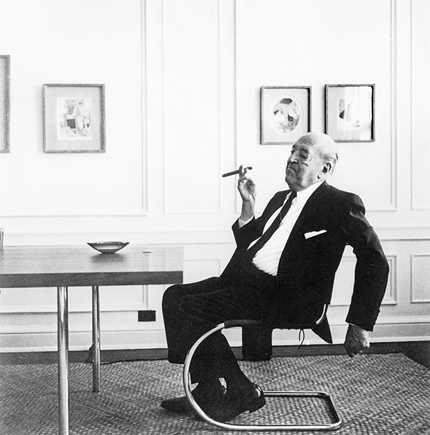 Mies van der Rohe on the S 533 Thonet chair which he designed in 1927