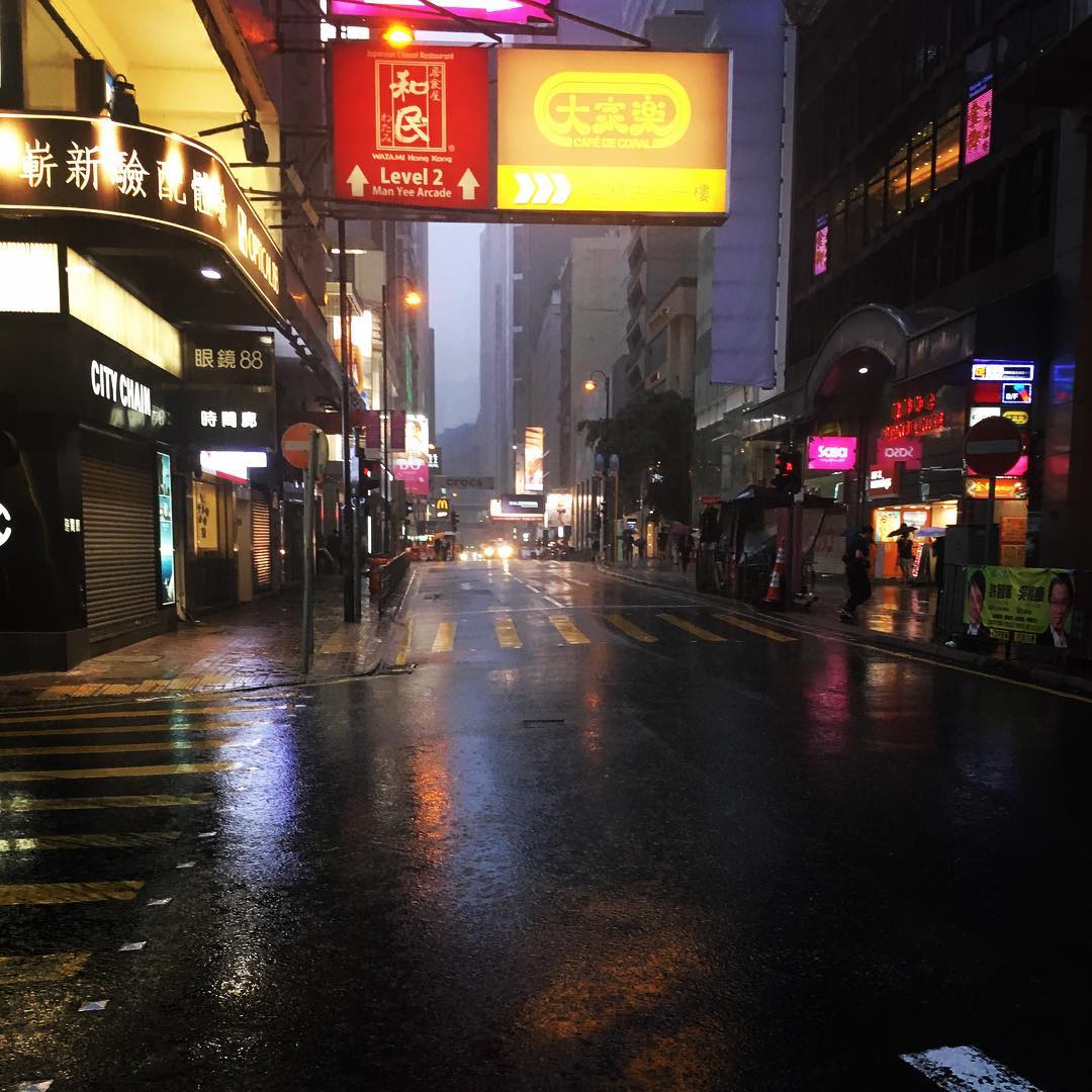 Dan's shot of a rainy Hong Kong street. Image courtesy of Dan Hunter's Instagram