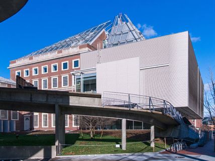 An exterior view of Renzo Piano's renovation of Harvard Art Museum