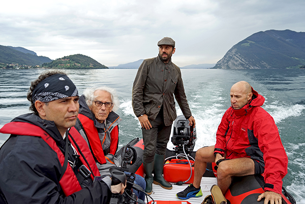 Christo (second from left) on Lake Iseo, September 2014. Photo by Wolfgang Volz