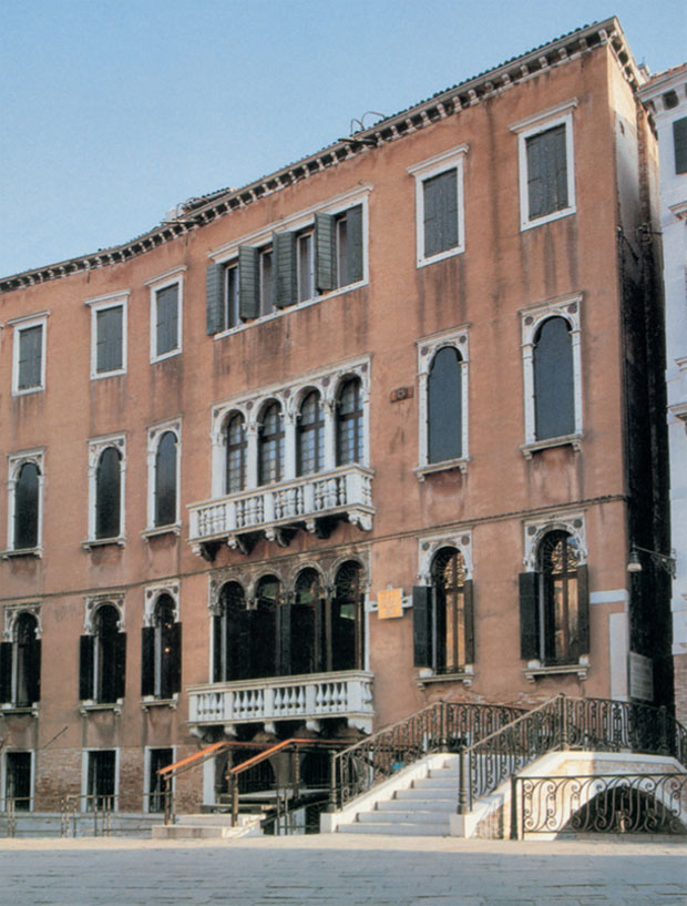Carlo Scarpa, Fondazione Querini Stampalia Renovations, Venice 1961-63; view of the Fondazione and new bridge from the Campiello