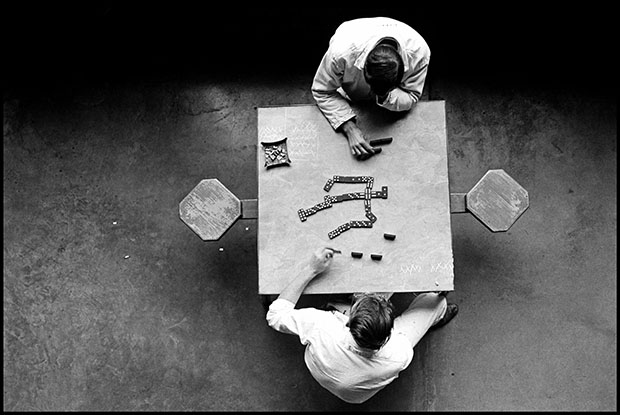 The dominoes players, walls unit, TDC, 1968 © Danny Lyon. Image courtesy of Beetles+Huxley