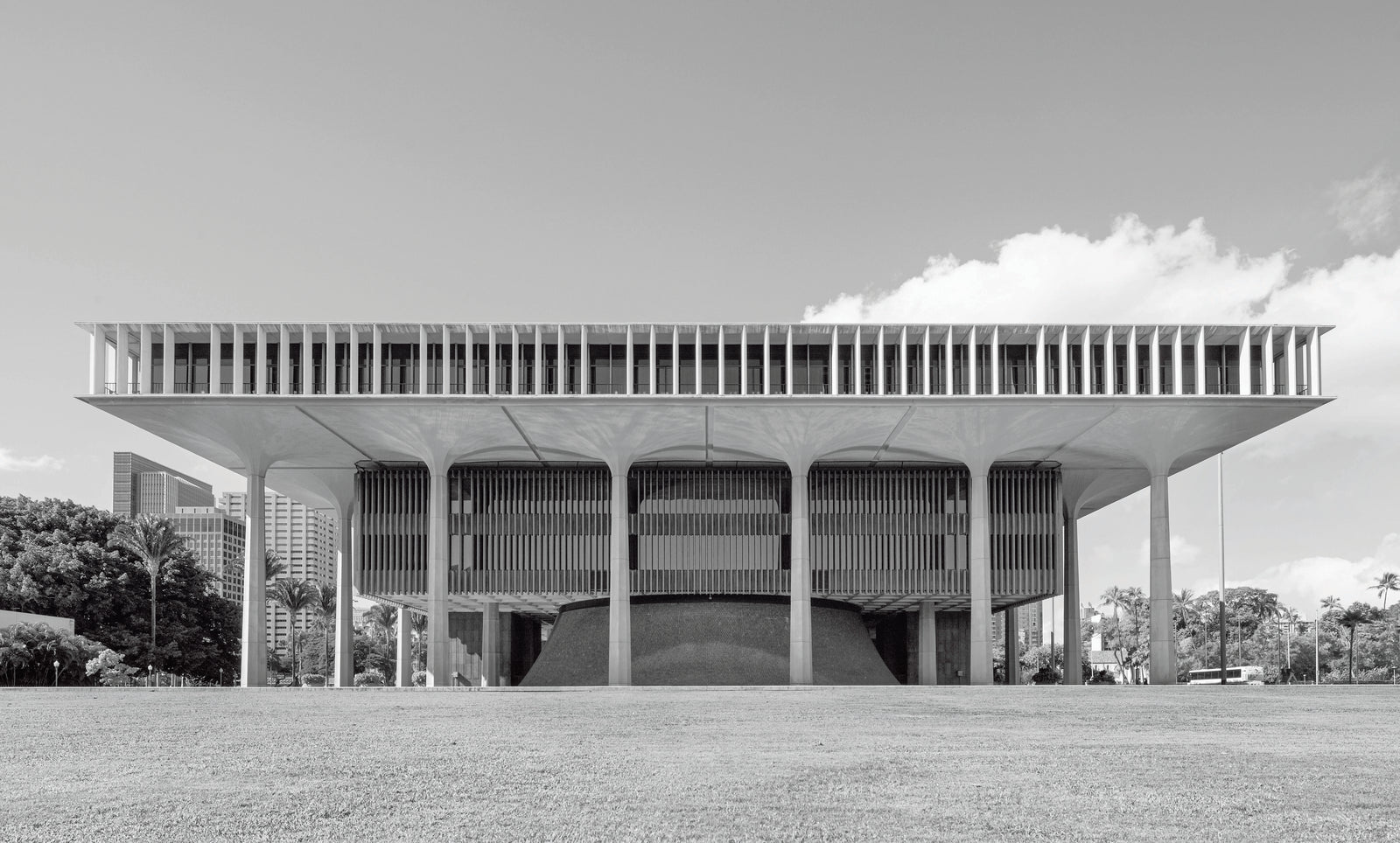 Hawaii State Capitol, John Carl Warnecke and Belt, Lemon & Lo, Honolulu, Hawaii, United States, 1969. Picture credit: Peter Clarke