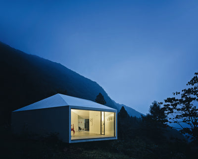 Polygon House, Karuizawa, Nagano Prefecture, Makoto Yamaguchi, 2003. Courtesy of Makoto Yamaguchi; photo by Koichi Torimura