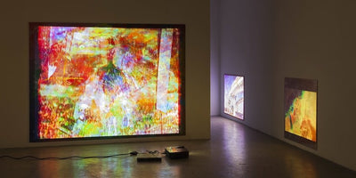5 artists combining painting and projection art on canvas with vibrant colors and dynamic light effects