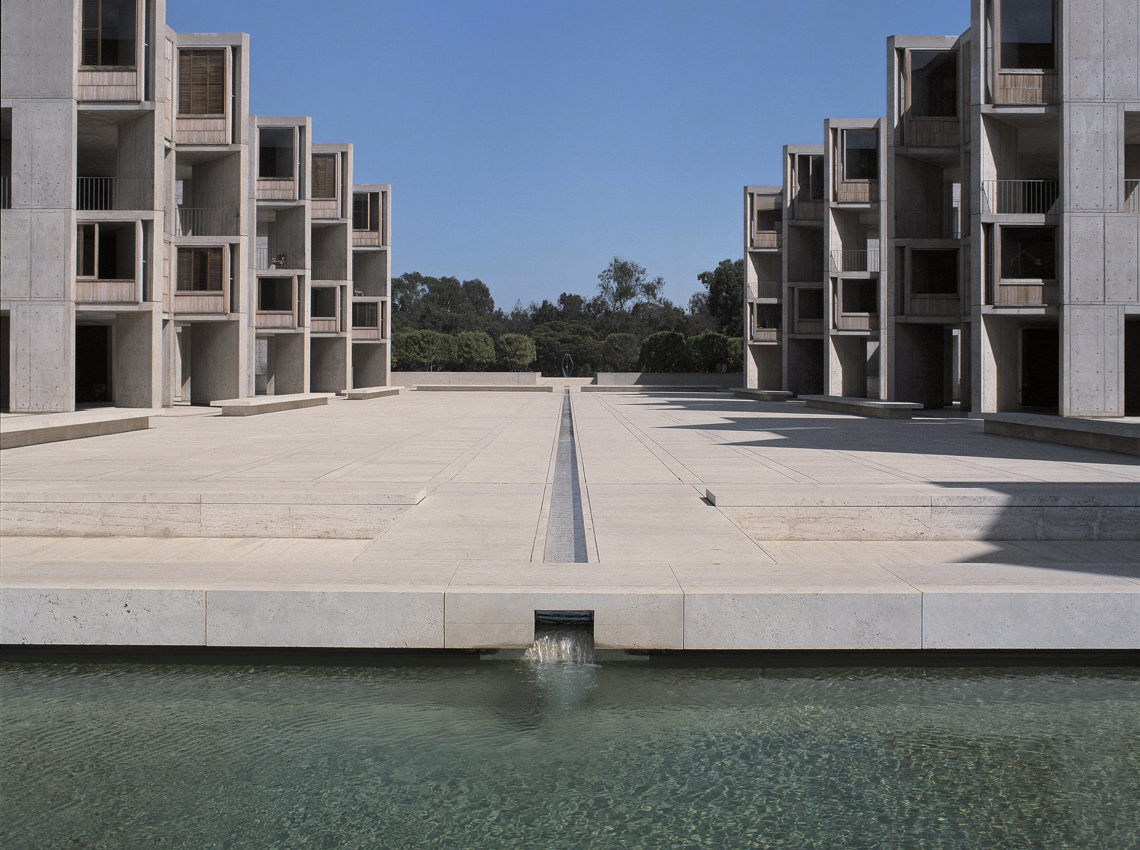 Salk Institute for Biological Studies, La Jolla, California, USA, 1959-65. Photo by Peter Aprahamian