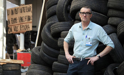 phaidon thomas hirschhorn interview artwork image 900x450