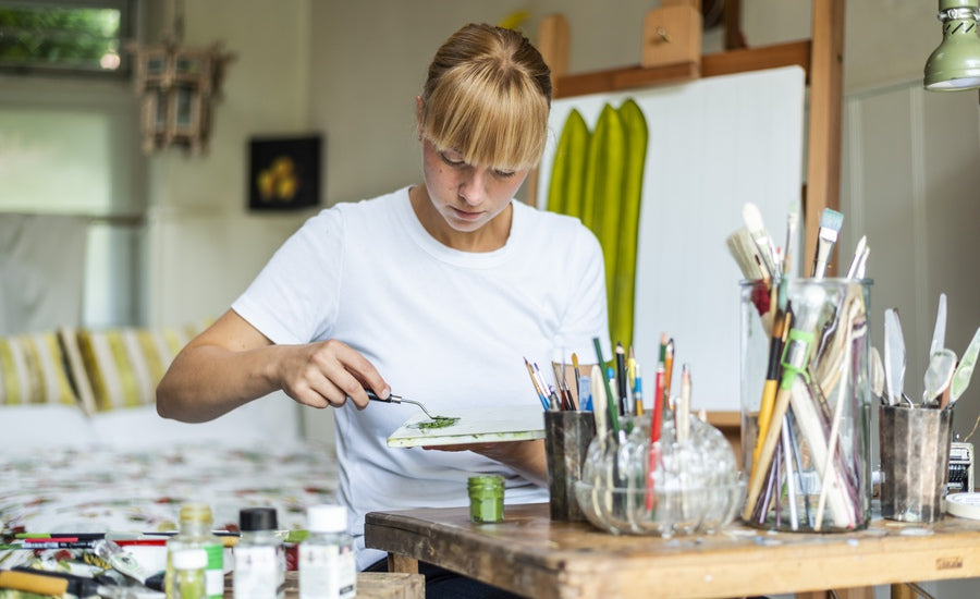 marianne hendriks painting a portrait of a plant with a soul and history vibrant artistic botanical artwork