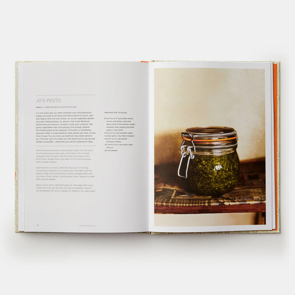 Grow Fruit & Vegetables in Pots: Planting Advice & Recipes from Great Dixter