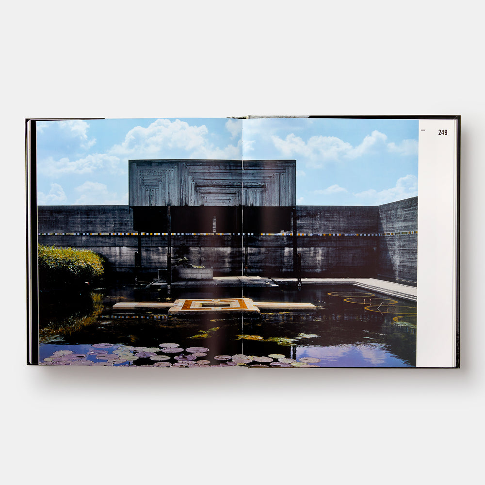 Carlo Scarpa: Classic format