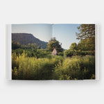 At Home in Nature: American Country Interiors