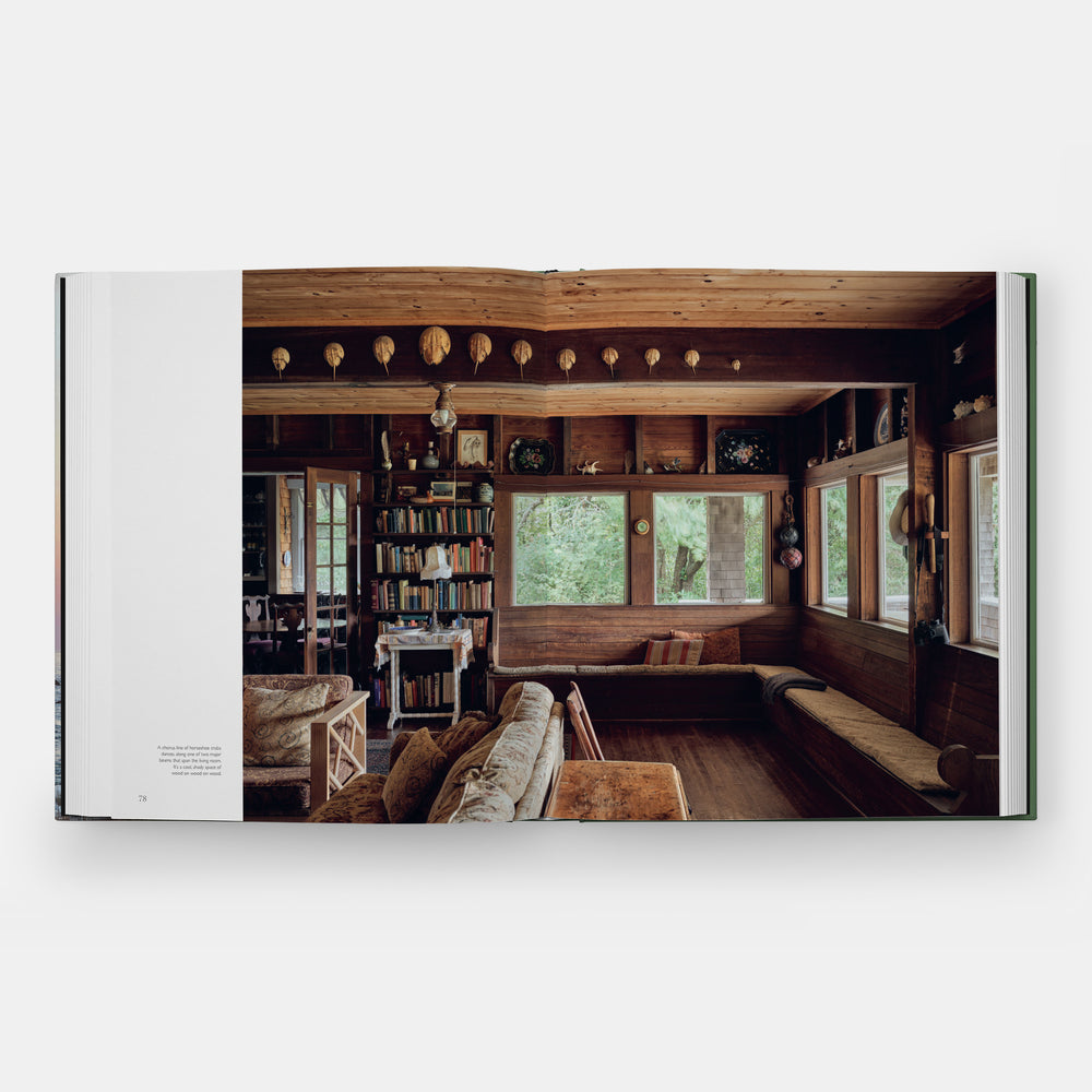 Summer by the Sea: Cottages from Watch Hill to Little Compton