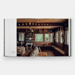 Summer by the Sea: Cottages from Watch Hill to Little Compton