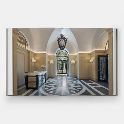 Urban Elegance: Classic Contemporary Living