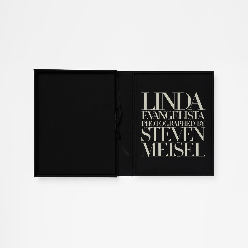 Linda Evangelista, Paris, 1990