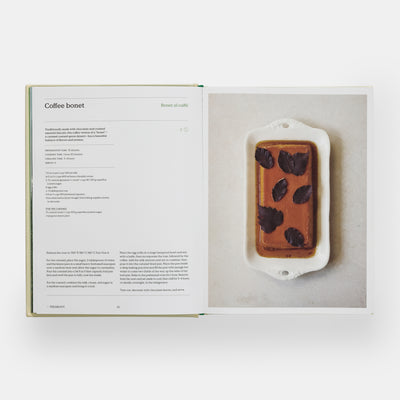 The Regional Italian Cookbook: Recipes from The Silver Spoon