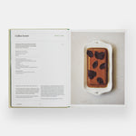 The Regional Italian Cookbook: Recipes from The Silver Spoon