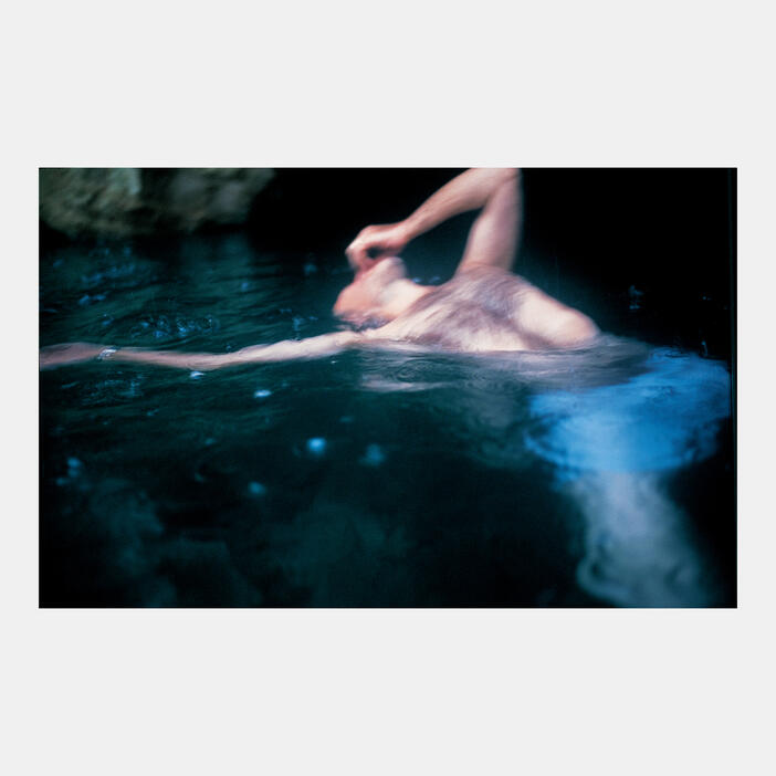 Nan Goldin: Guido floating, Levanzo, Sicily, 1999