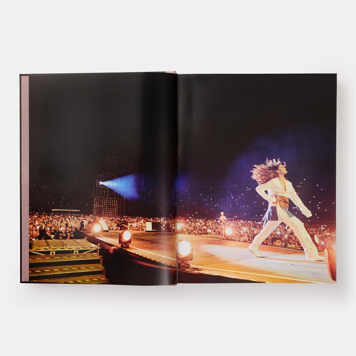 Rihanna, Queen Size - Edition of 500
