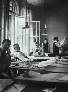 Walter Gropius (far right), Peter Behrens; Babelsberg office, near Potsdam, 1908. As an assistant in the office, Gropius worked alongside Mies van der Rohe and his future architectural partner Adolf Meyer. Le Corbusier joined the Behrens office in 1910. Left to right: Mies, Meyer, Max Hertwig, Bernhard Weyrather, Jean Chandler and Gropius