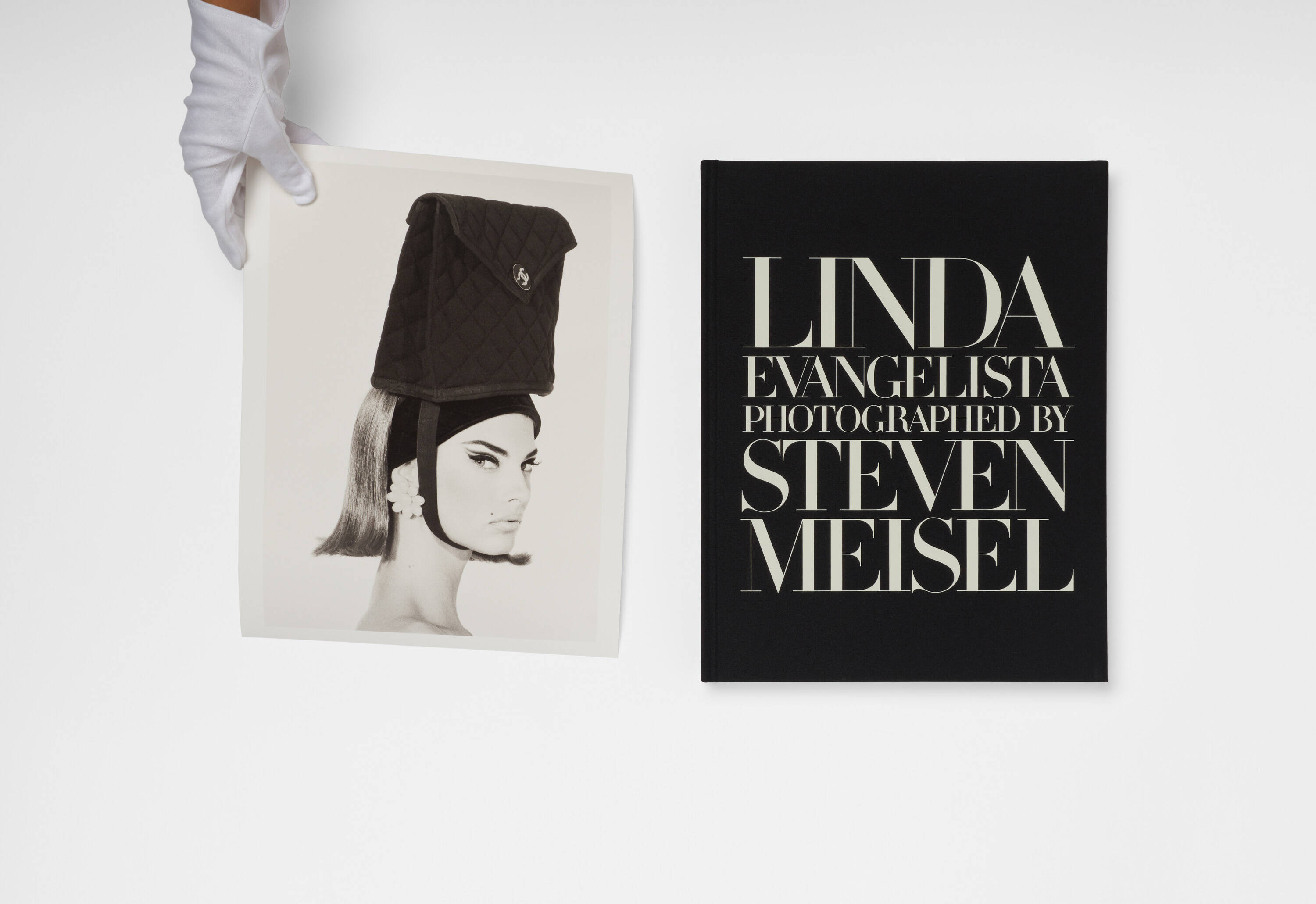 Steven Meisel releases limited edition photographic print featuring Linda Evangelista