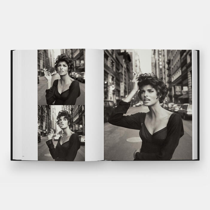linda-evangelista-photographed-by-steven-meisel-signed-edition-en-6763-3d-spread-4-3000.jpg
