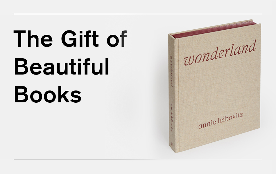 This season's most desirable gift books. Shipping now.