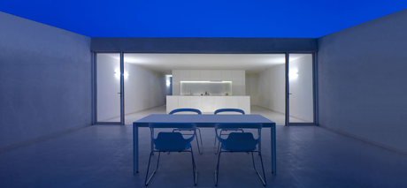 Fran Silvestre Arquitectos - photography by Fernando Alda and Juan Rodríguez