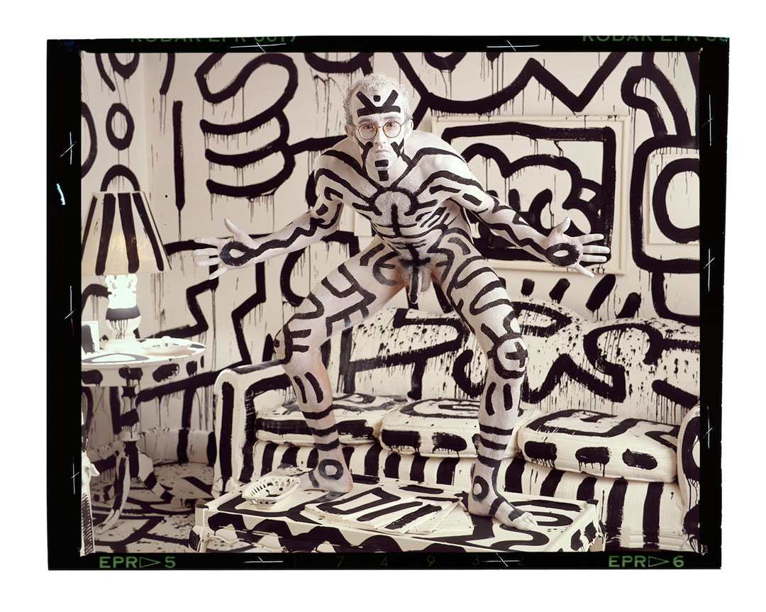 Keith Haring, New York City, 1986. Photograph: © Annie Leibovitz. From ‘Annie Leibovitz At Work’
