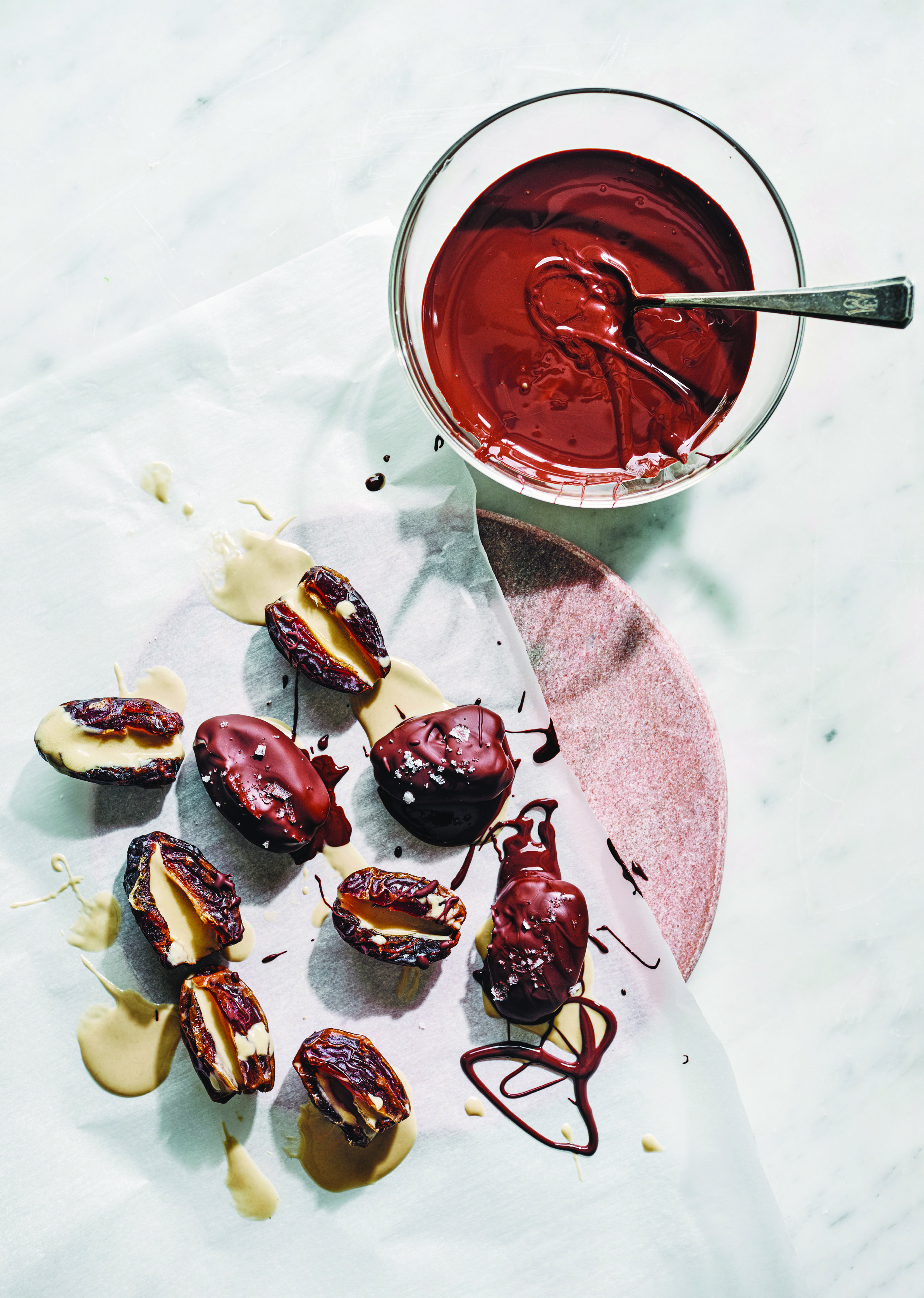 Tahini and chocolate date truffles