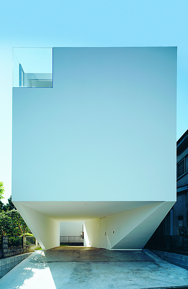 Outdoor House, Be-Fun Design, 2011, Ota-ku, Tokyo Prefecture. From Jutaku