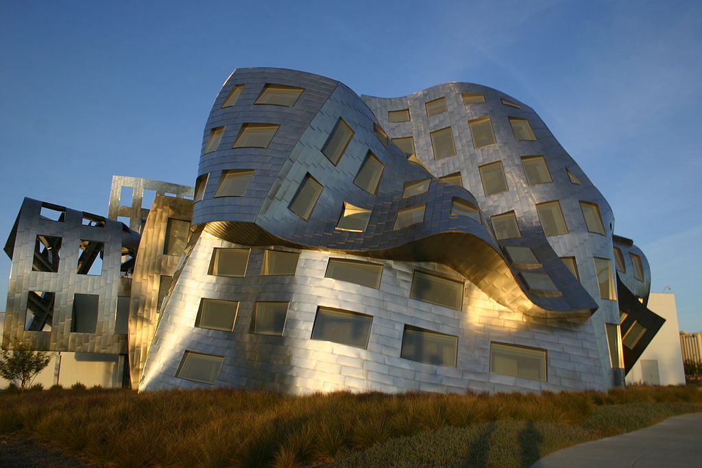 The Lou Ruvo Center for Brain Health by Frank Gehry. Image courtesy of Wikimedia