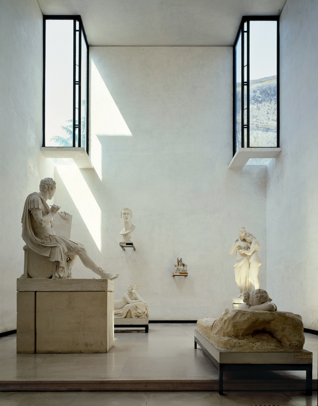 Carlo Scarpa's pioneering glassware at The Met, architecture, Agenda