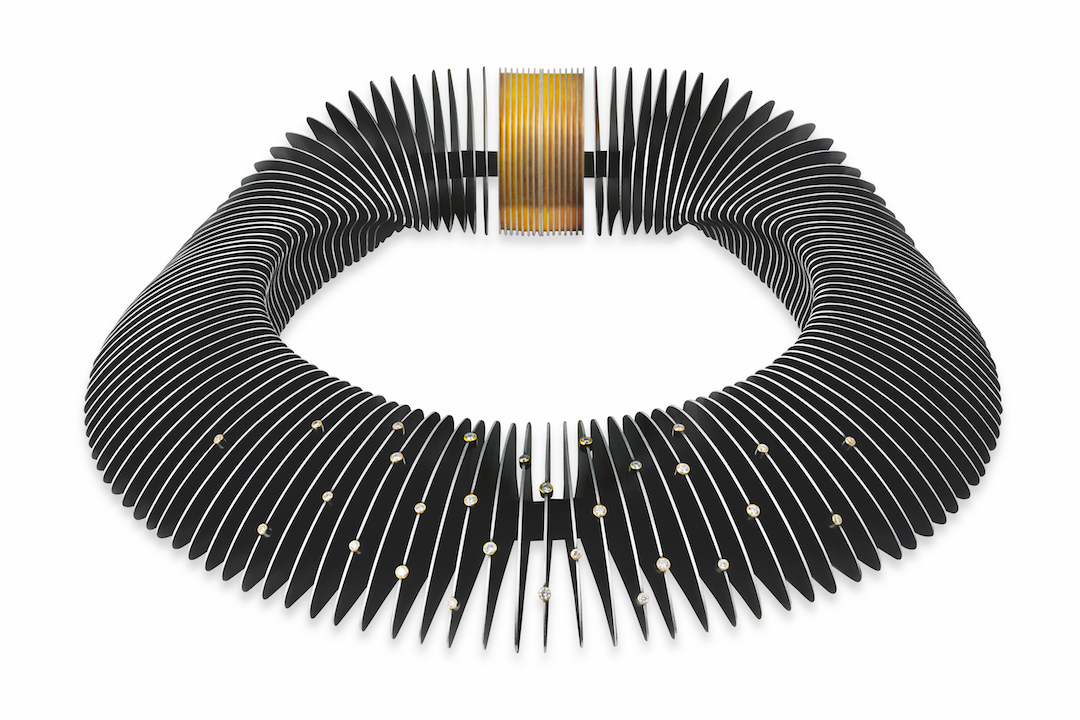John Moore, Verto Necklace, 2015. Diamonds in extruded silicone, gold, and oxidized silver with magnetic clasp. Image courtesy of John Moore 