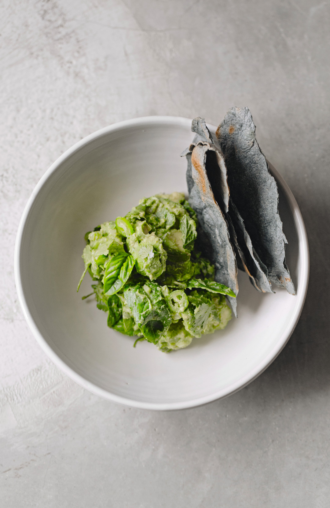 Herb guacamole, from Tu Casa Mi Casa. Photography: Araceli Paz