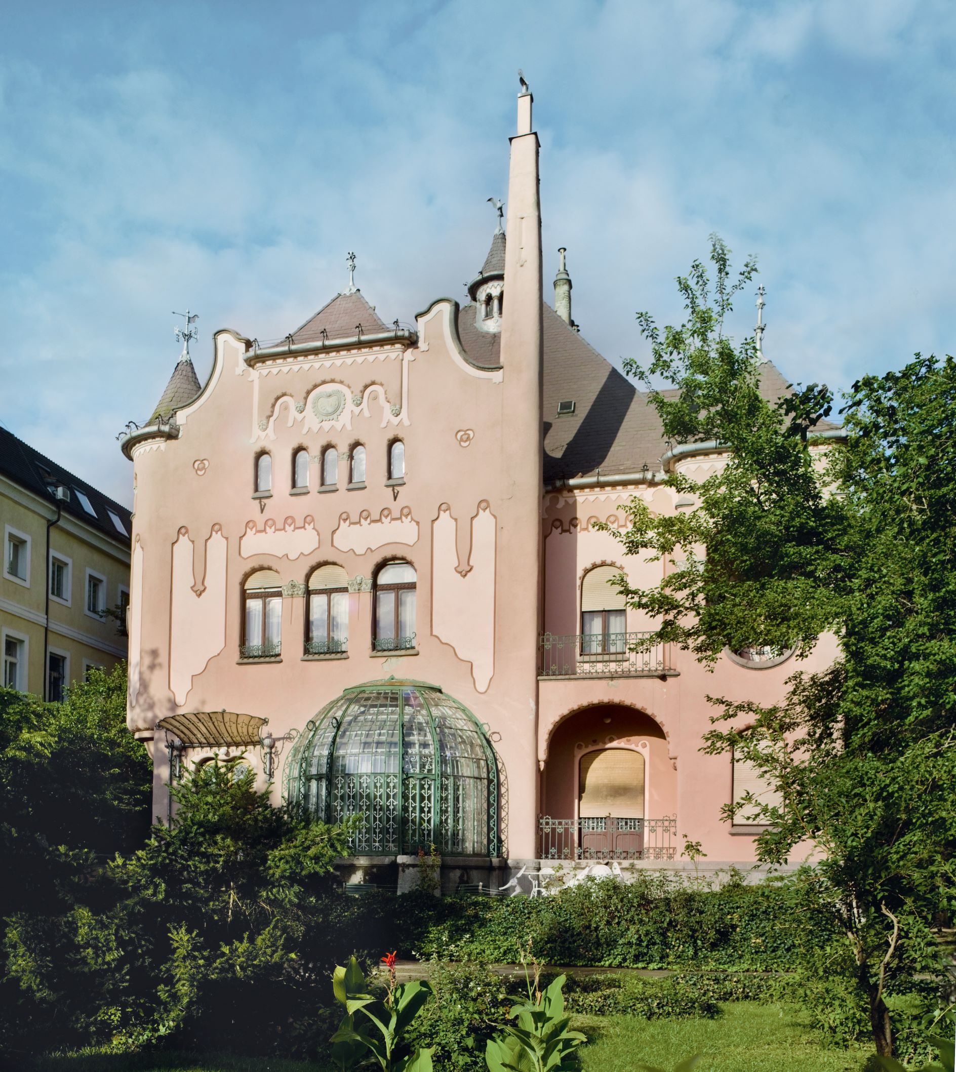 Sipeki Balás Villa, 1905, Budapest, Hungary, Ödön Lechner. Photo by Bernard O’Kane/Alamy Stock Photo 